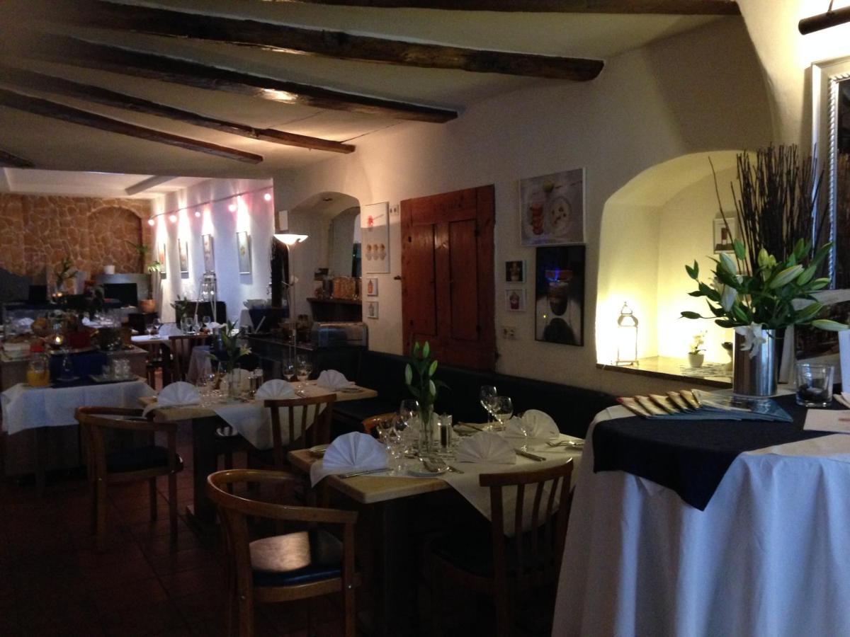 Marktplatzhotel - Restaurant Tafelspitz ไวน์ไฮม์ ภายนอก รูปภาพ